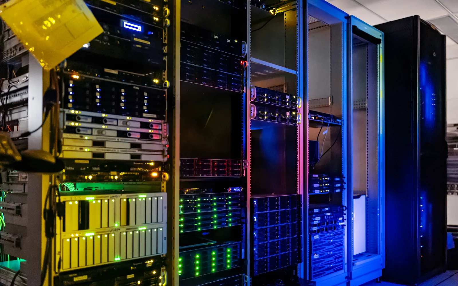 NOIRLab HQ Server Racks